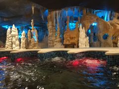 -泉城欧乐堡戏水湾艺术养生温泉