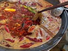 -黄潇洒老火锅(九眼桥宏济巷店)