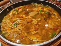 -有红鸡毛店·川菜(建设路店)