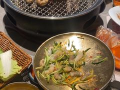-草家酱蟹炭火烤肉店(珲春南路一店)