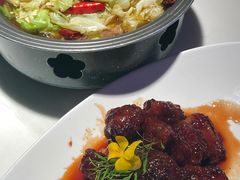 -荷塘秋月·本帮江浙菜(国权路店)