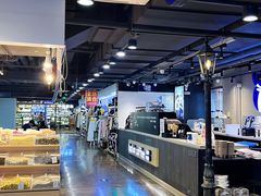 -第5大道精品休闲购物广场
