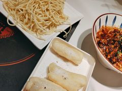 -黄记煌三汁焖锅(新佳丽江汉路店)