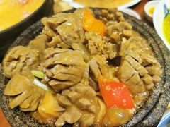 石锅手打牛肉丸-潮堂(环球金融中心店)