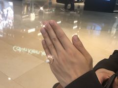 -星巴克(静安嘉里中心B2店)