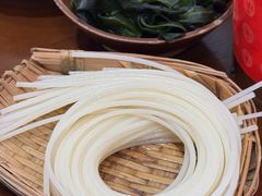 -黔有有贵州酸汤夺夺粉火锅(五味十字店)