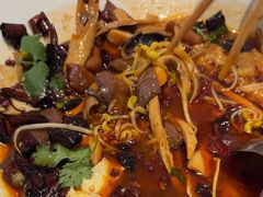 -川流不息·地道川菜·小龙虾(松东路店)