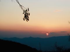 -鬼笑石后山停车场