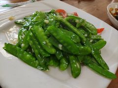-溢心园香河肉饼总店