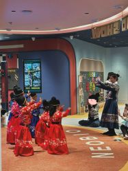 -奈尔宝家庭中心·亲子餐厅(北京东坝万达店)