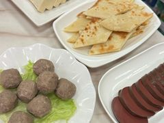 -彭记铁锅肥肠(东四总店)