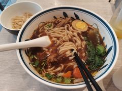 -康师傅私房牛肉面(马泉营奥莱店)