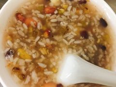-芳婆糕团店(王府大街店)