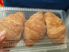 -红宝石·鲜奶小方·海派西点房(控江店)