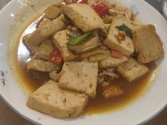 家常豆腐-芦茨金富饭庄·25年老字号·专做稻草鸡