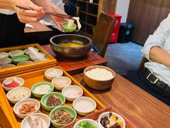 -良米山·云南野生菌过桥米线(上海首店)