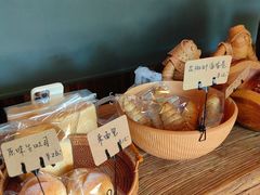 -出走咖啡·面包(宋庄店)