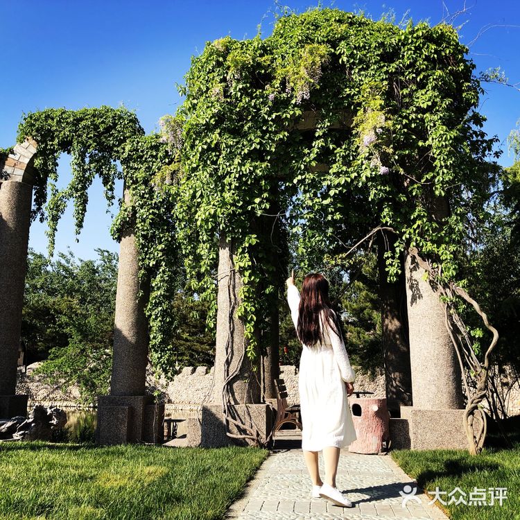 中华石园-西班牙巴塞罗那之天津分那[调皮]