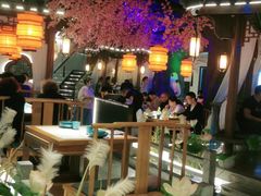 大堂-荷塘秋月·本帮江浙菜(国权路店)