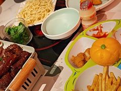 -黄记煌三汁焖锅(新佳丽江汉路店)