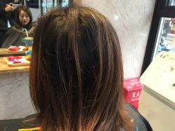 -PE SALON