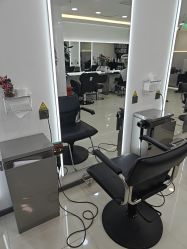 -HaLo hair studio
