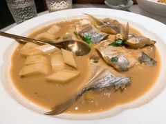 家烧白扁中鲳鱼-甬府小鲜(万象城店)