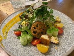 溫泉蛋西班牙素食蔬菜沙拉-Mark&Mars Restaurant