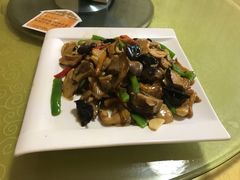 -龙香居海鲜浑锅家常菜·特色驴肉