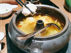 -云海肴·汽锅鸡·云南菜(天山百盛优客店)