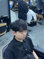 -藤野造型专业烫染接发