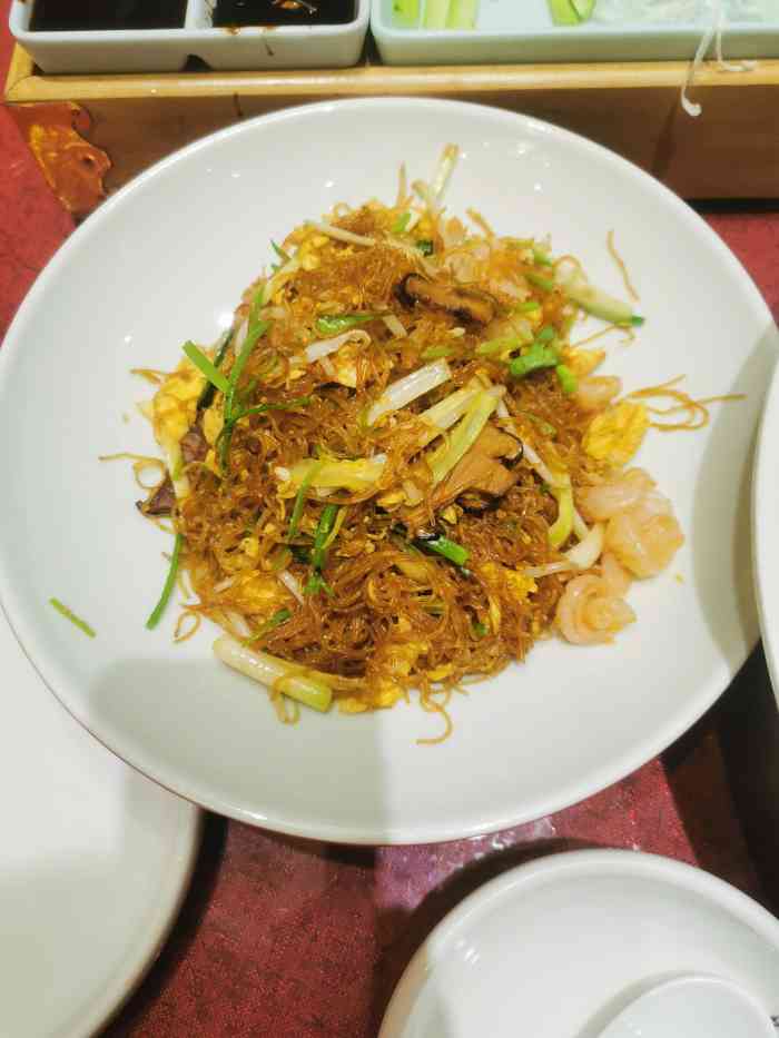 宽沟食府"刚开业没多久去的,周末的大厅已人满为患.