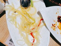 -渝信川菜 · 川味家常菜(财富购物中心店)