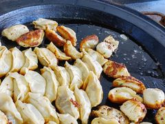 -黄阿姨锅贴大王(万航渡路店)