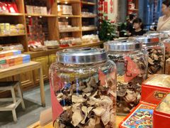 零售区-御手信(古港店)