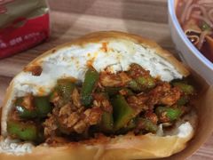 -老字号杨坡红油米线腊汁肉夹馍(东四道巷店)