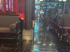 -屋有岛沉浸游戏旗舰店(中山公园店)