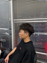 -藤野造型烫染·漂发