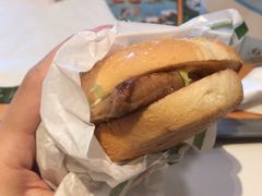 -麦当劳(龙洞店)