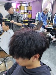 -藤野造型烫染·漂发