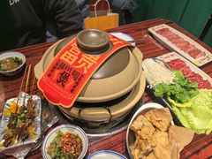 -沙胆彪炭炉牛杂煲(上海日月光广场店)