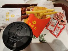-华莱士·炸鸡汉堡(蜜欢购物店)