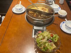 -亿诣蝎府炸酱面羊蝎子火锅(酷车小镇店)