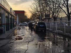 -易捷汽车服务中心(建国路店)