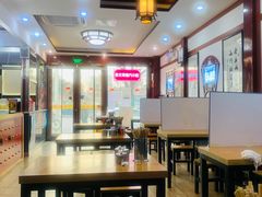 大堂-门框胡同百年卤煮(新街口店)