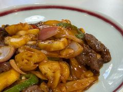 子姜菠萝炒牛肉-明本海鲜大排档·鱼生海鲜烧烤宵夜(陈家祠店)