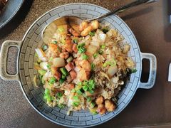 -曼听小寨海鲜烧烤·大连辣炒大王(盖州街店)
