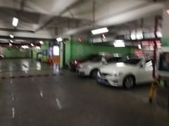 -宁波鄞州印象城-停车场