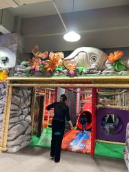 -玩元素·家庭游乐成长中心(香格里拉店)