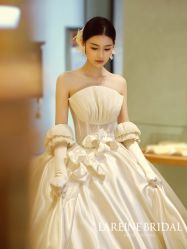-拉瑞娜LaReine婚纱礼服高级定制